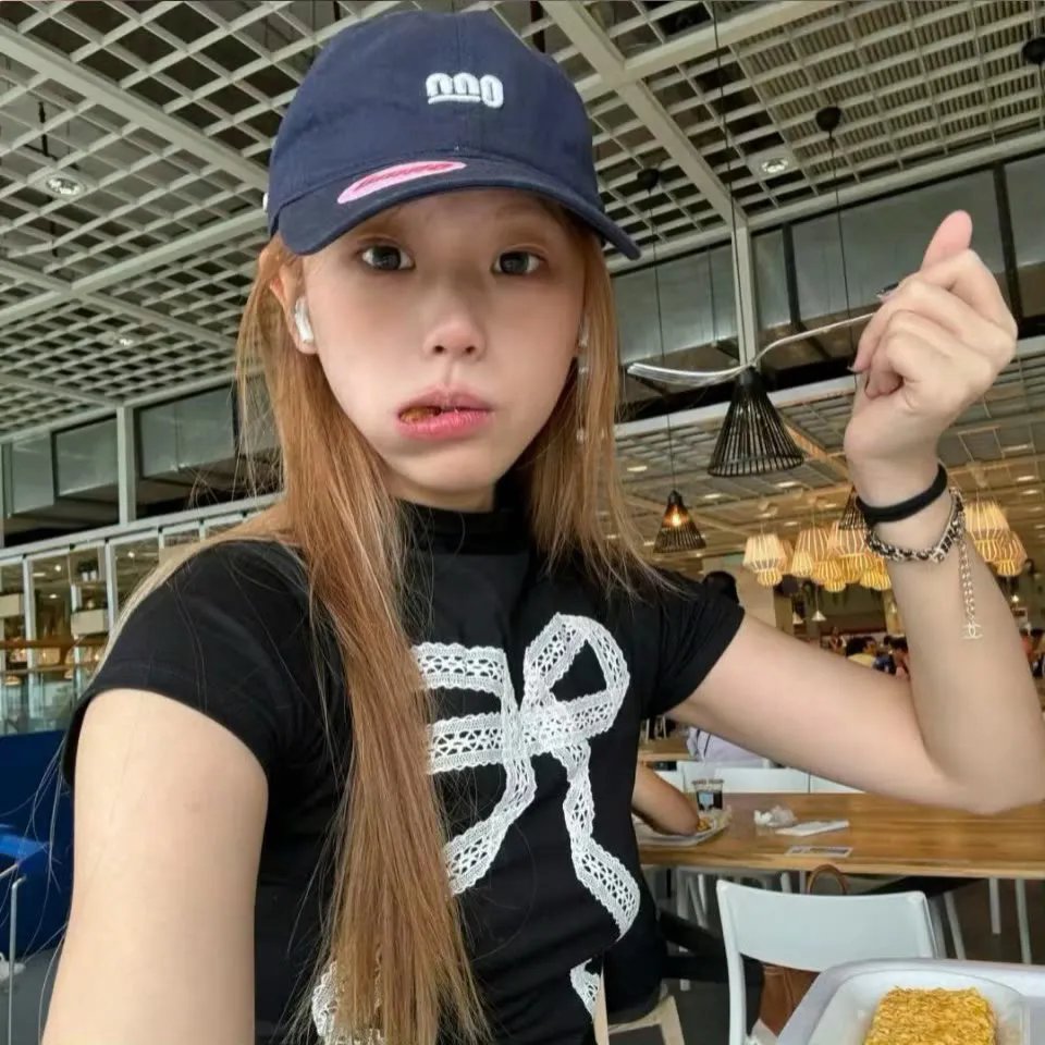 爱上小男人